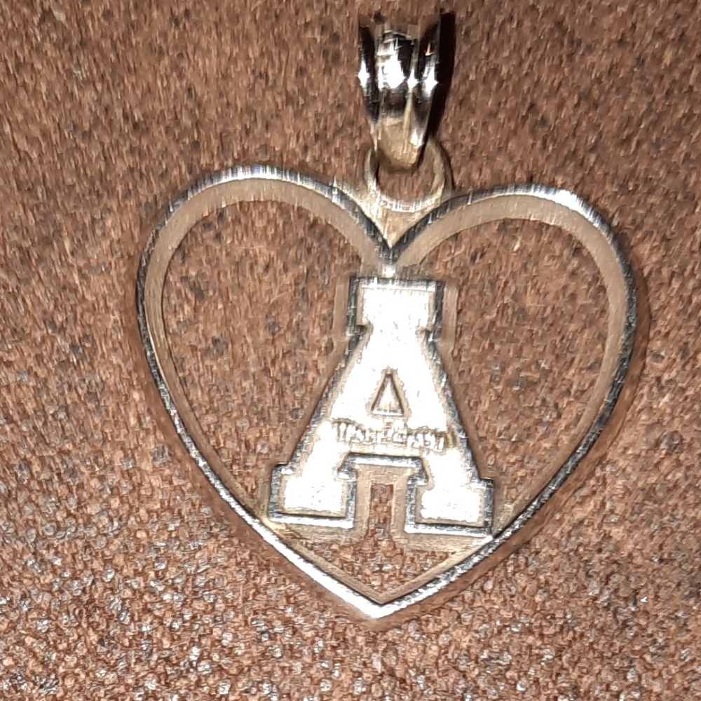Sterling Mountaineers heart pendant NCAA North Carolina - Picture 5 of 8